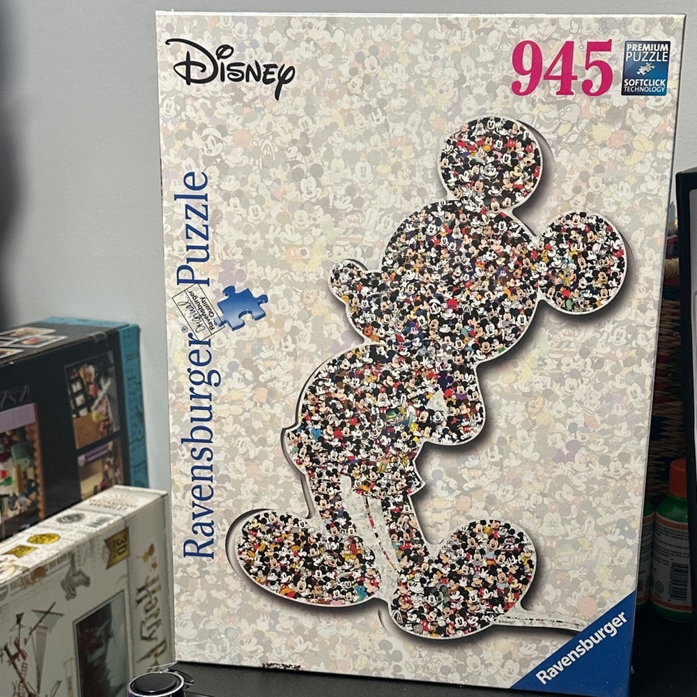 Ravensburger Disney Mickey Mouse 945-Piece Puzzle